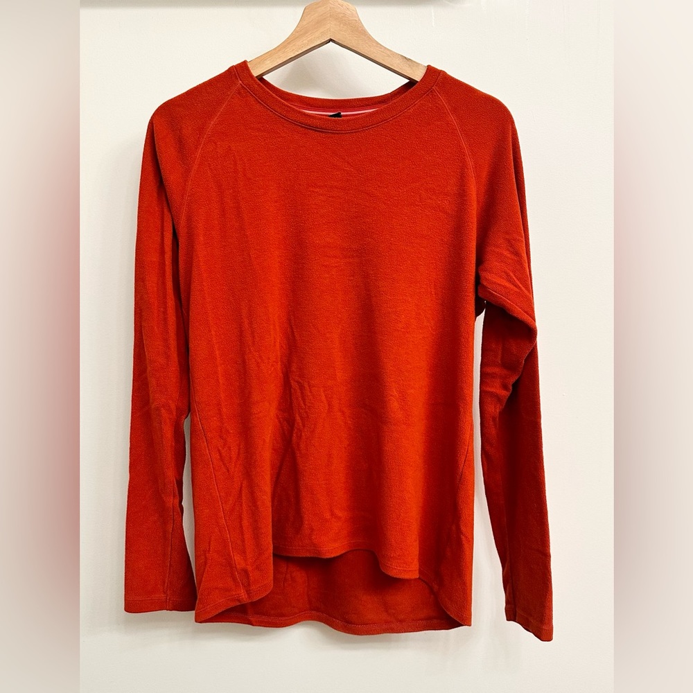 Uniqlo heat tech long sleeve red shirt - L
